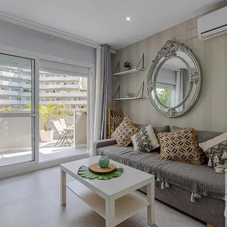 Benalbeach Beautiful 2 Bdr With Sea Views * Benalmadena