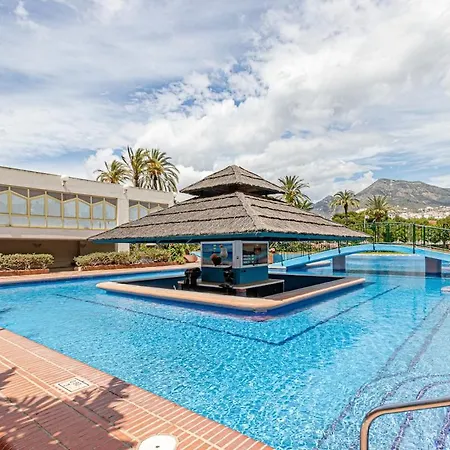 Apartment Benalbeach Beautiful 2 Bdr With Sea Views
