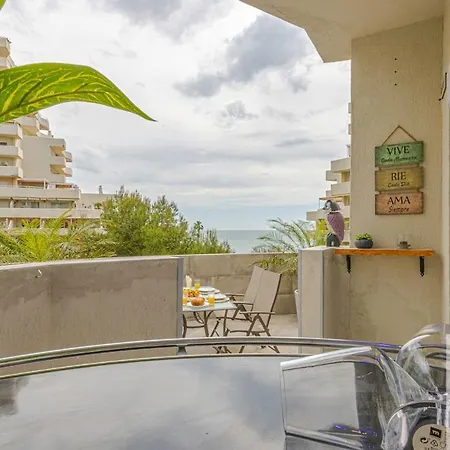 Apartment Benalbeach Beautiful 2 Bdr With Sea Views Benalmadena