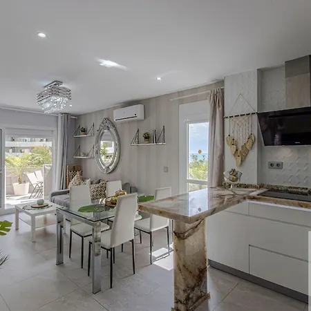 Benalbeach Beautiful 2 Bdr With Sea Views Benalmadena