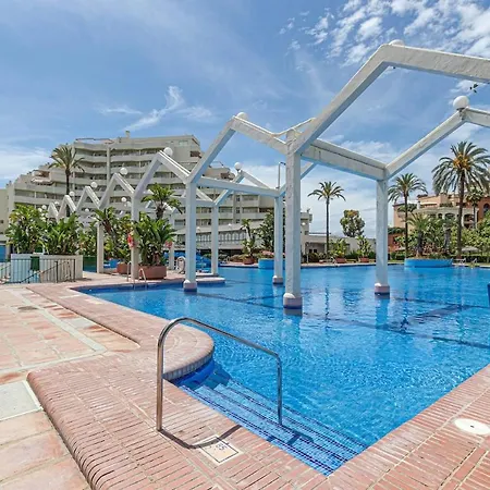 Benalbeach Beautiful 2 Bdr With Sea Views