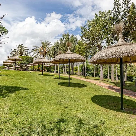 Apartment Benalbeach Beautiful 2 Bdr With Sea Views